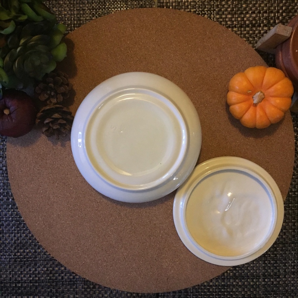 Retro Hand Painted Rabbit Trinket Dish - Picture 5 of 5